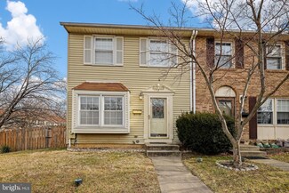 2 Guinevere Ct, Rosedale, MD 21237