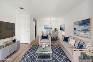 2825 N Los Felices Rd Unit 111, Palm Springs, CA 92262