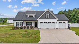 241 Day Lily St, Selma, NC 27576