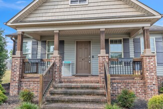 47 Parkers Pointe Dr, Benson, NC 27504