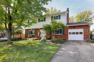 1587 Pinebluff Ln, Cincinnati, OH 45255