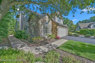 50 Hedge Row Run, Clarks Summit, PA 18411
