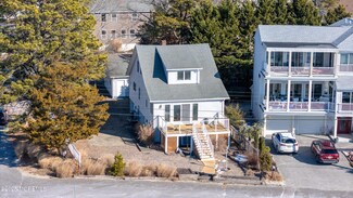 1390 Riviera Ave, Toms River, NJ 08753