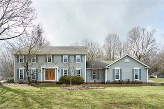 988 Traci Ln, Copley, OH 44321