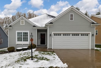 2800 Sun Ridge Dr, Erie, PA 16509