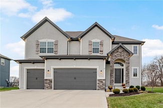 19004 Skyview Ln, Spring Hill, KS 66083