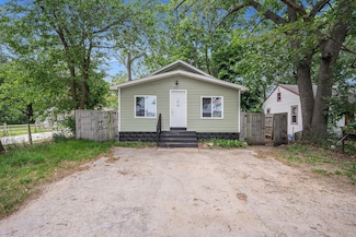 1919 Brunswick St, Muskegon, MI 49442