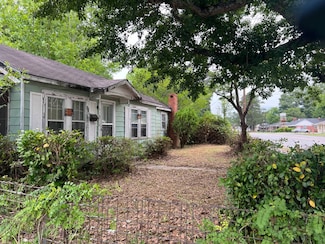 512 E Liberty St, Marion, SC 29571