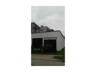 2705 Belleview Ave, Kansas City, MO 64108