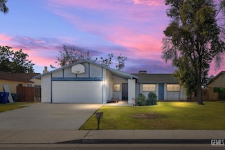 4205 Lantados St, Bakersfield, CA 93307