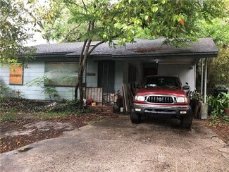 1009 4th St, Orlando, FL 32824