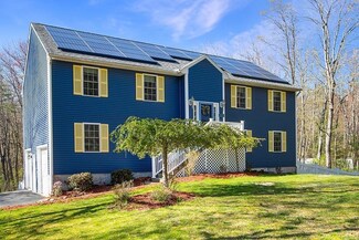2 Robbins Rd, Winchendon, MA 01475