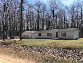 4821 Pear Way, Farwell, MI 48622