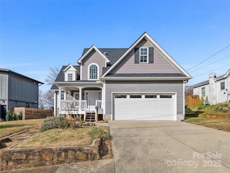 14 Hildebrand St, Asheville, NC 28801