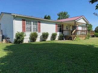154 Robert Crenshaw Rd, Knob Lick, KY 42154