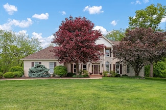 18089 W Pond Ridge Cir, Gurnee, IL 60031
