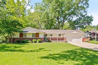 3701 W 96th St, Leawood, KS 66206