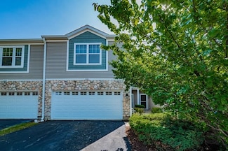 680 Meadowridge Dr, Aurora, IL 60504