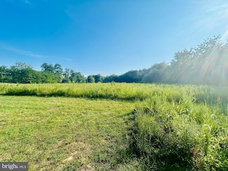 1 Stonefield Ln, Warrenton, VA 20187