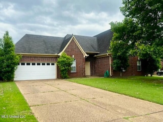 9064 Kyle Duran Ln, Olive Branch, MS 38654