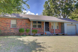 3744 E 2nd St, Tulsa, OK 74112