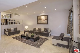 6205 1/2 Nita Ave, Woodland Hills, CA 91367