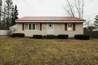 10 Chesley St, Westbrook, ME 04092