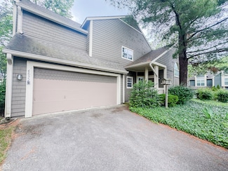 4635 Stansbury Ct, Indianapolis, IN 46254