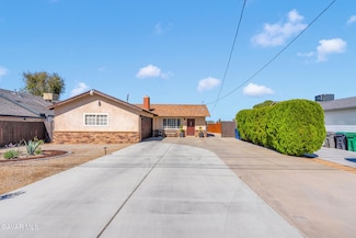 5327 Avenue L 2, Lancaster, CA 93536