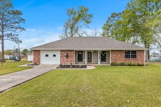 2533 Rhett Dr, Lake Charles, LA 70611