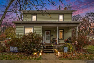 615 Pealer St, Three Rivers, MI 49093