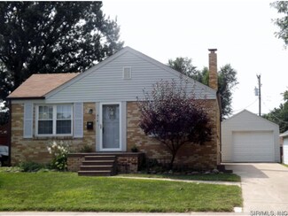 514 Doerr St, Roxana, IL 62084