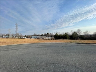 4 River Birch, King, NC 27021