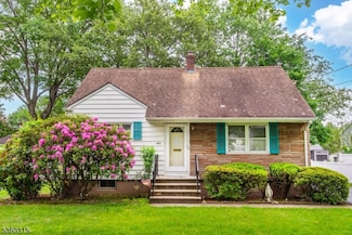 464 Dorchester Rd, Ridgewood, NJ 07450