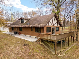 5 Hilltop Ln, Collinsville, IL 62234