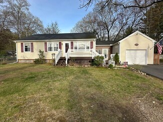 124 Cooper Rd, Northbridge, MA 01534