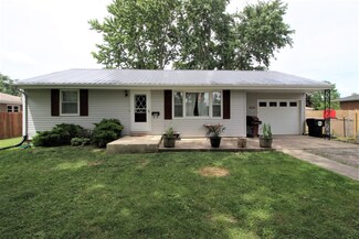 506 E North St, Le Roy, IL 61752