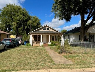 1716 Arizona Ave, Chickasha, OK 73018