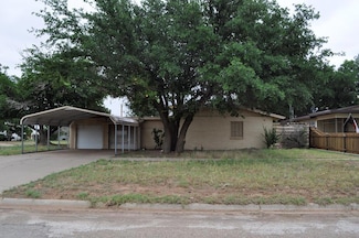 1644 Dallas St, Colorado City, TX 79512