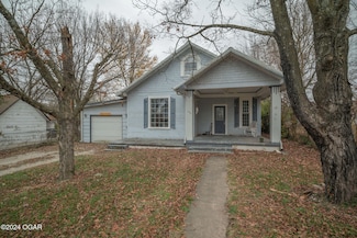 146 E Blow St, Granby, MO 64844