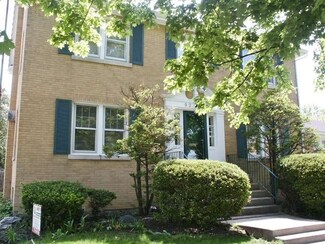 9237 New England Ave, Morton Grove, IL 60053