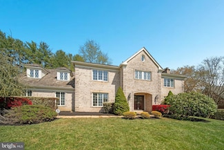 6294 Dunaway Ct, McLean, VA 22101