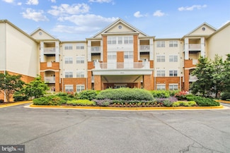 2605 Chapel Lake Dr Unit 310, Gambrills, MD 21054