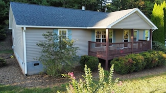 297 Sycamore Ridge Dr, Mars Hill, NC 28754