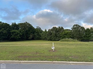 5612 Deer Valley Dr, Jonesboro, AR 72404