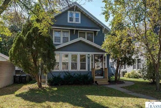 607 Blue Earth St, Mankato, MN 56001