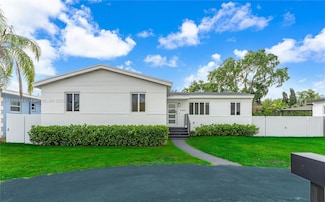 8300 SW 30th St, Miami, FL 33155
