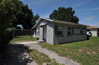 211 Rose St, Auburndale, FL 33823