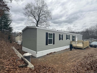 325 Kelly Rd, Vernon Rockville, CT 06066