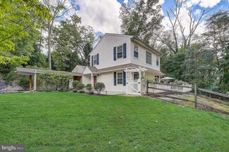 1273 Hunt Club Ln, Media, PA 19063